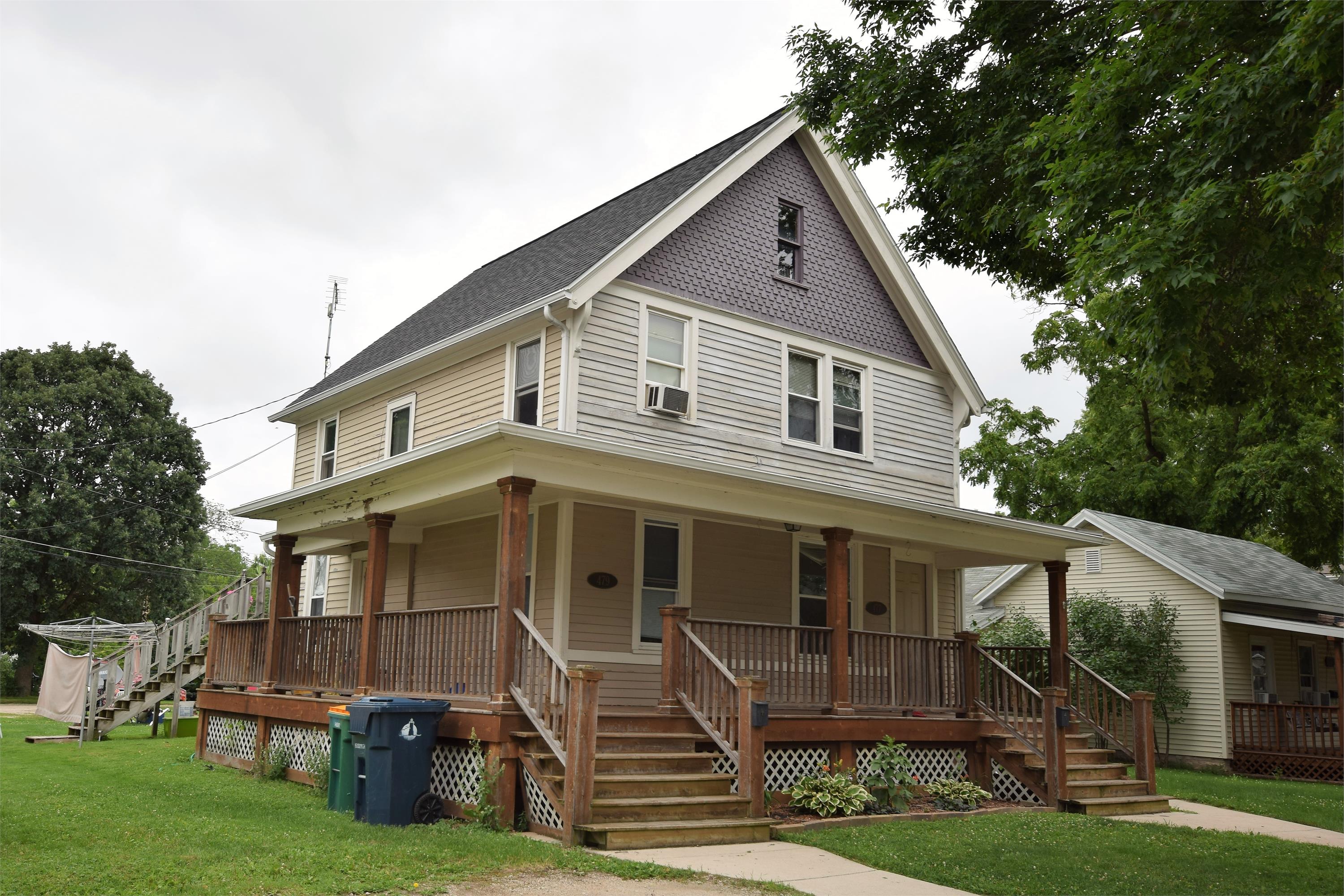 477 Forest Ave