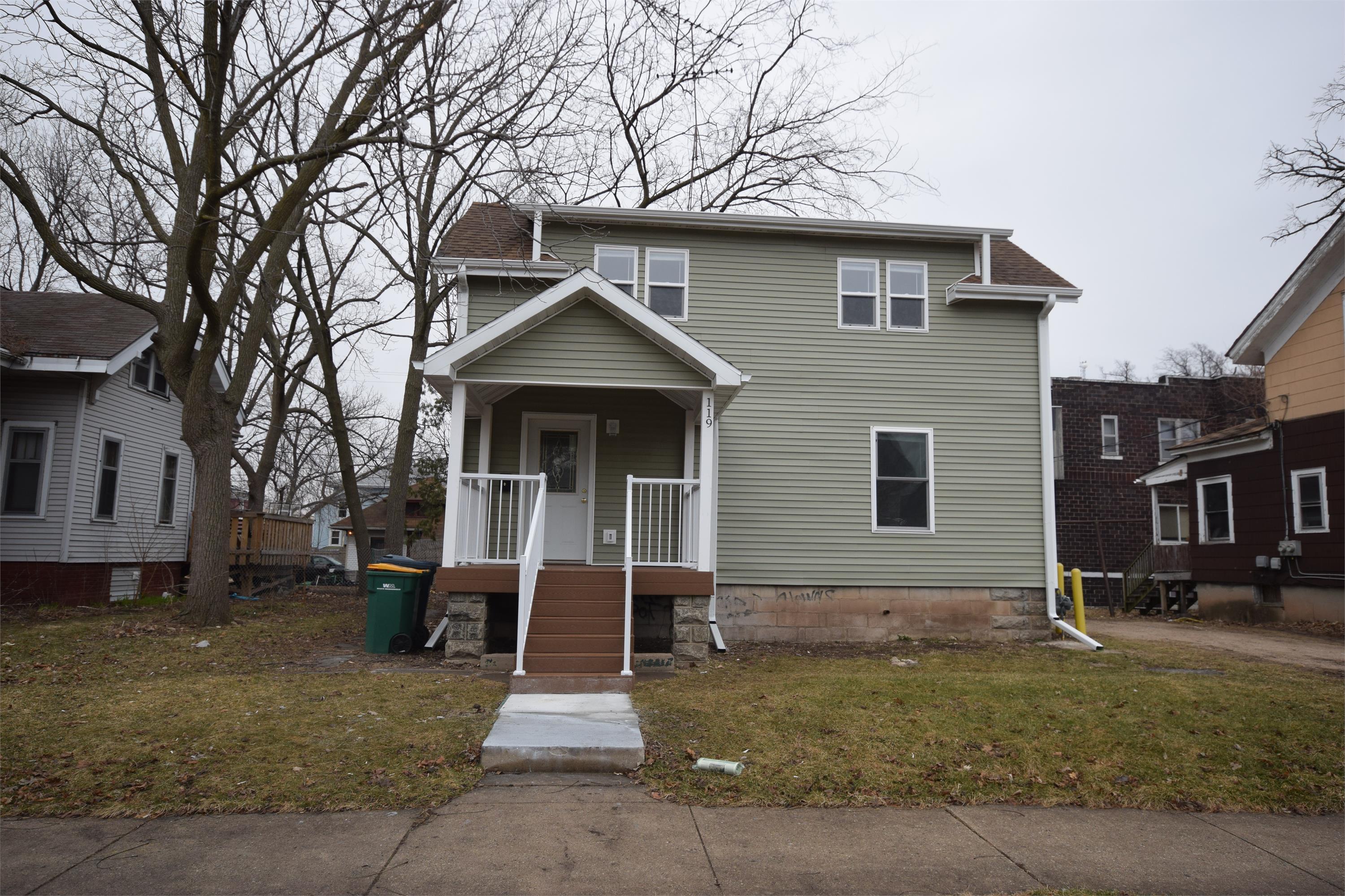 119 Harrison Pl