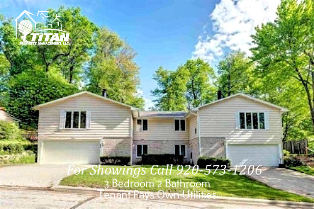 2556 Woodridge Lane