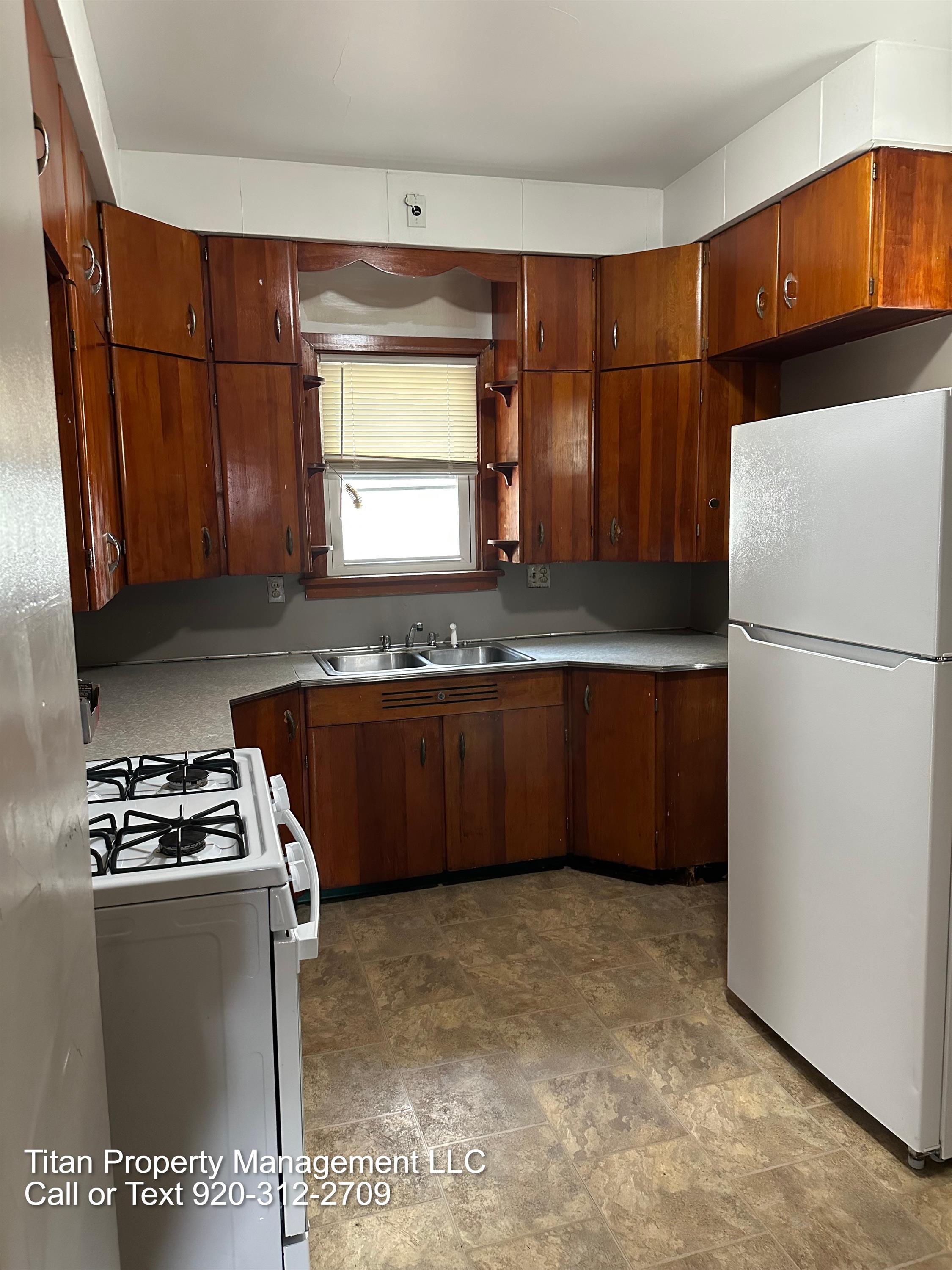 422 Irving Ave