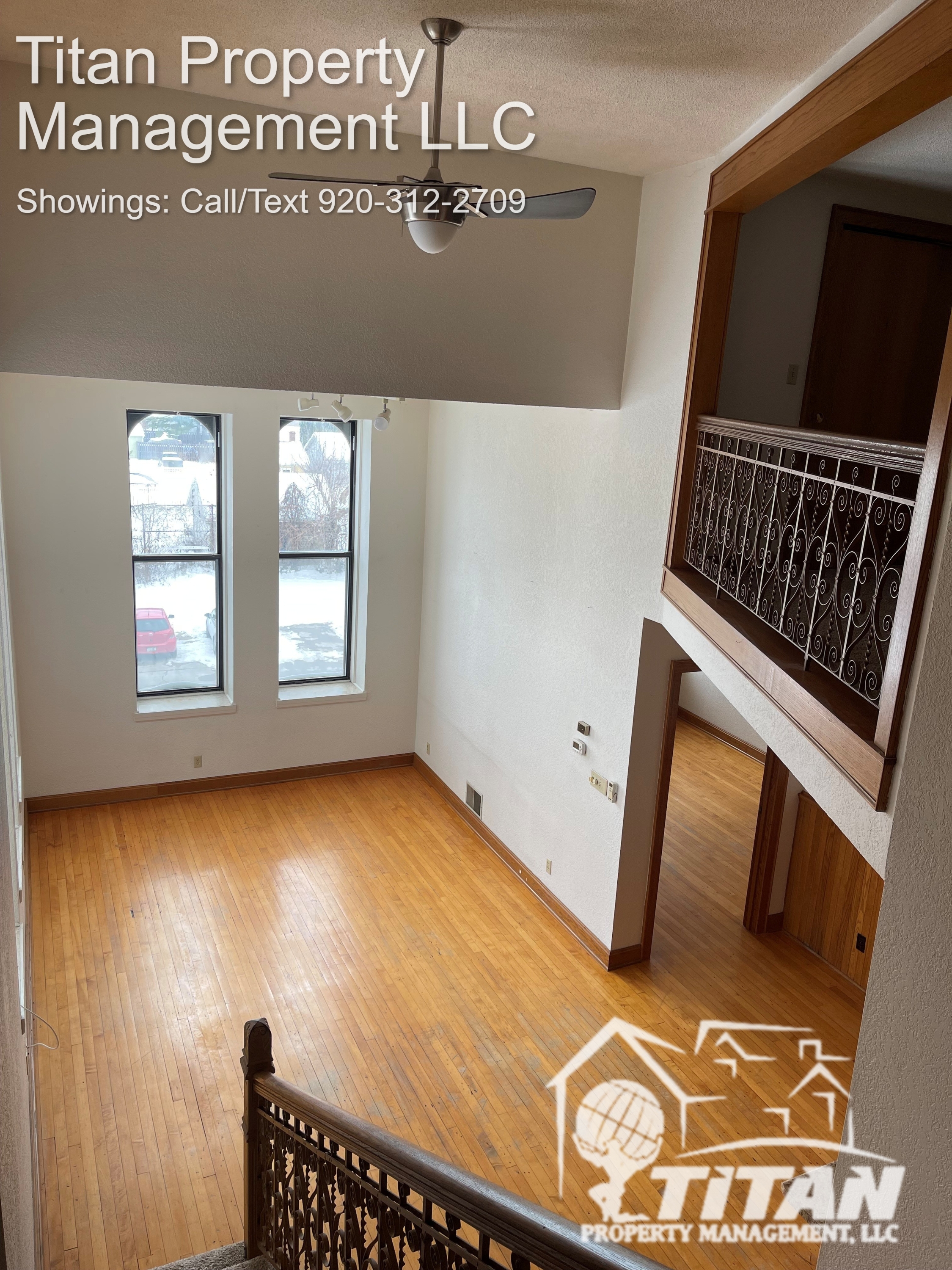 207 East Irving Avenue - 202