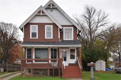 400 1/2 Walnut Street