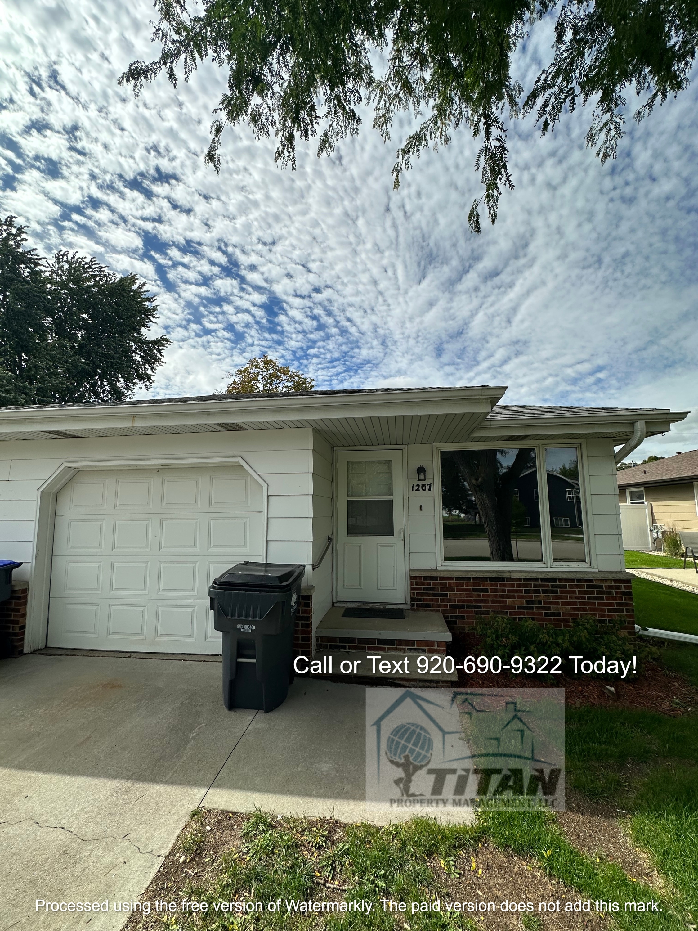 1207 Meadow Lane